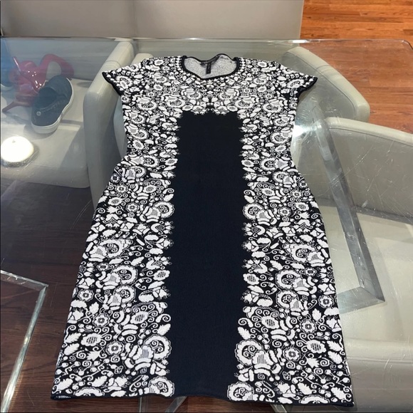 bcbgmaxazria tight dress - Picture 1 of 5